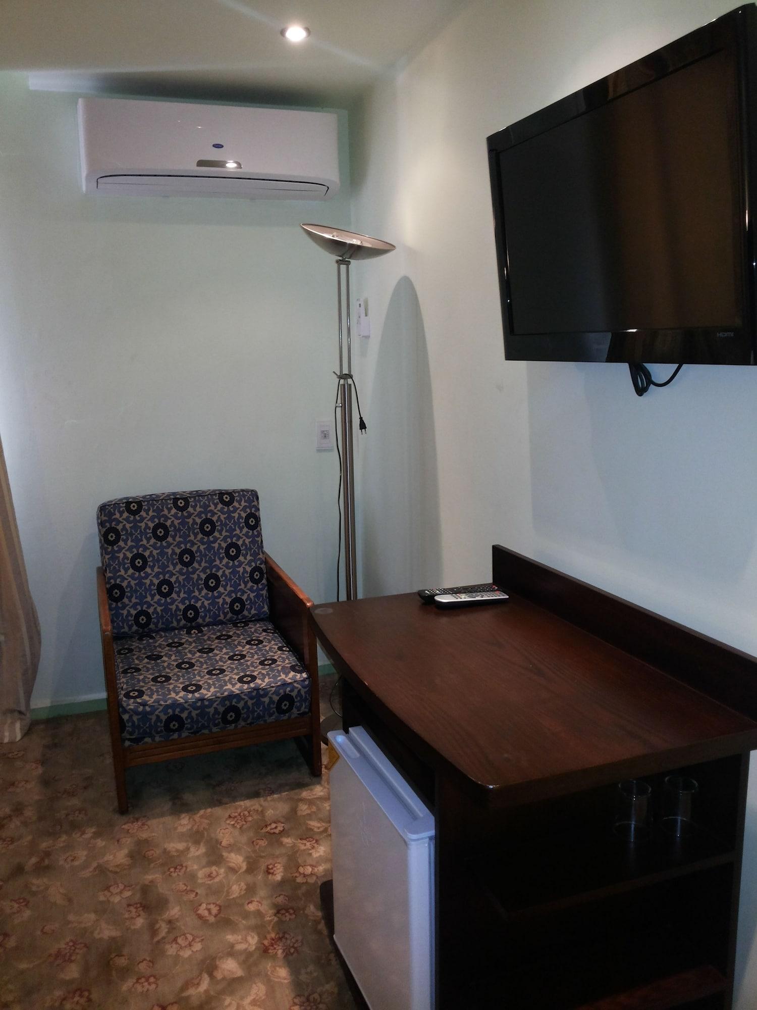Aura Inn Hotel Cairo Giza Екстериор снимка