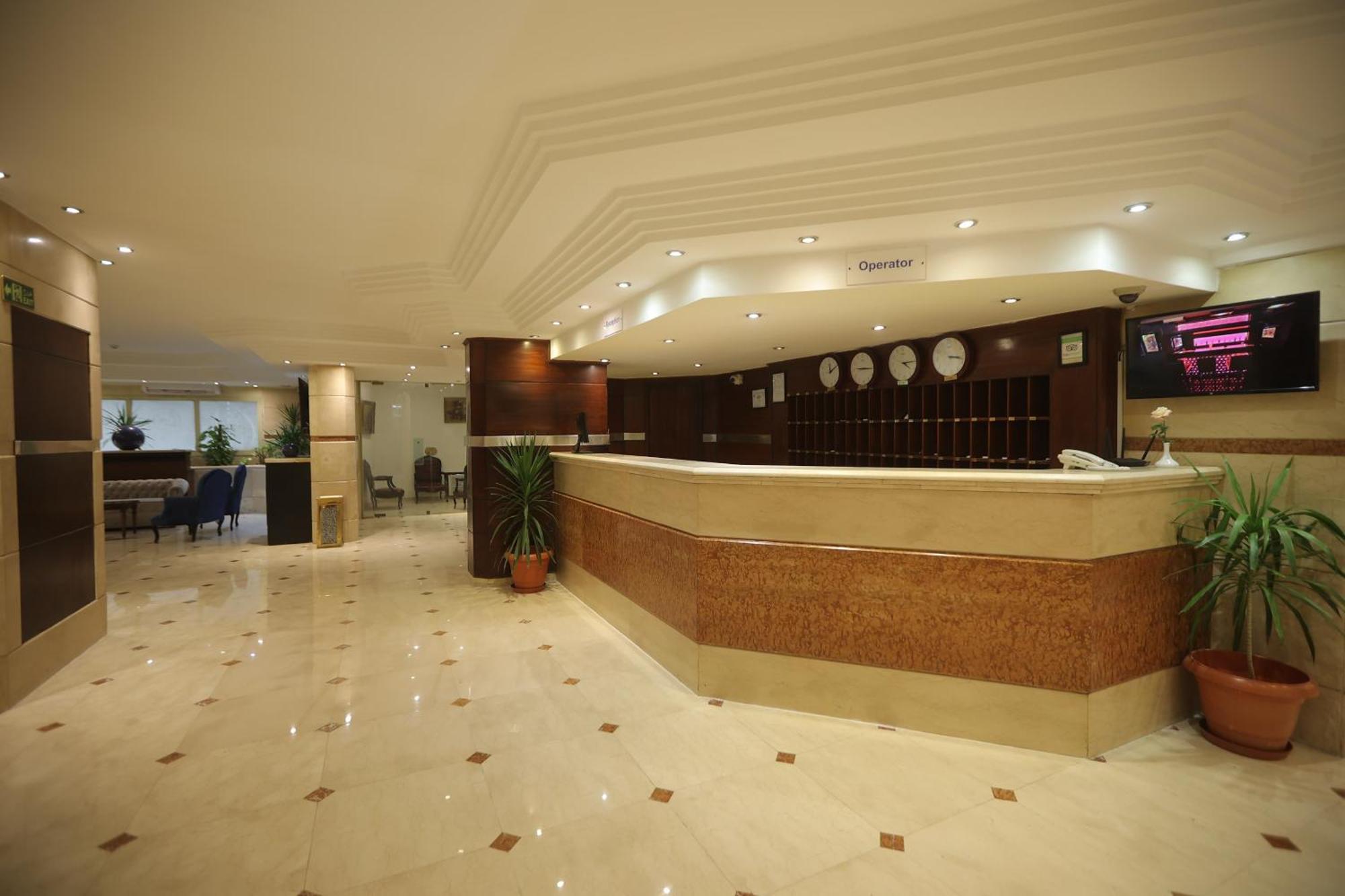 Aura Inn Hotel Cairo Giza Екстериор снимка