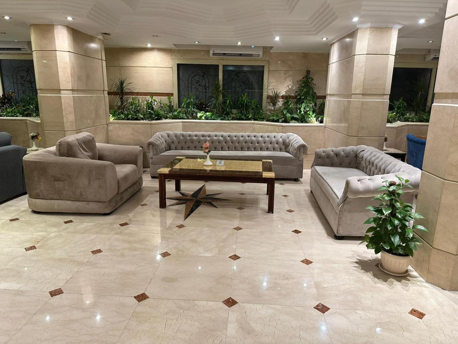 Aura Inn Hotel Cairo Giza Екстериор снимка