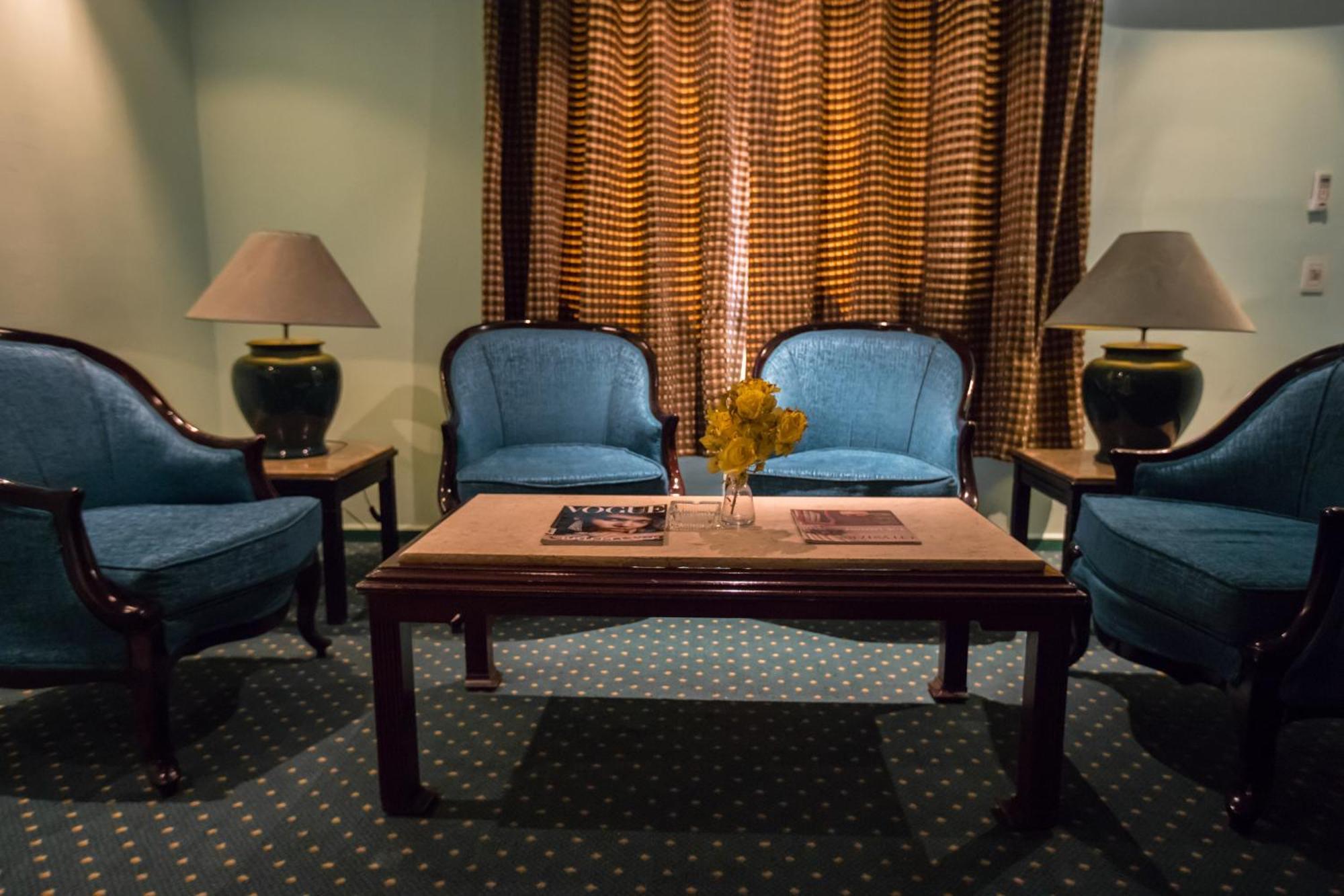 Aura Inn Hotel Cairo Giza Екстериор снимка