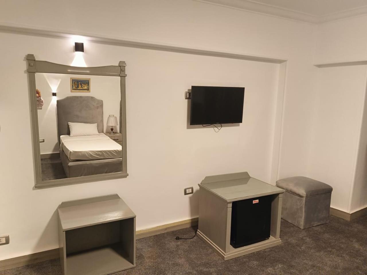 Aura Inn Hotel Cairo Giza Екстериор снимка