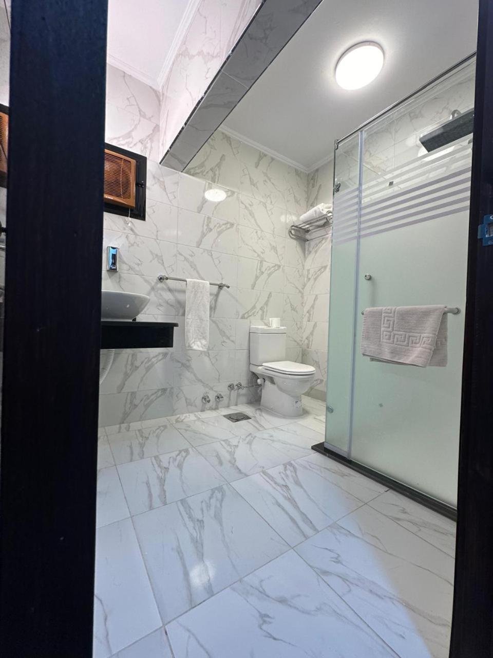 Aura Inn Hotel Cairo Giza Екстериор снимка