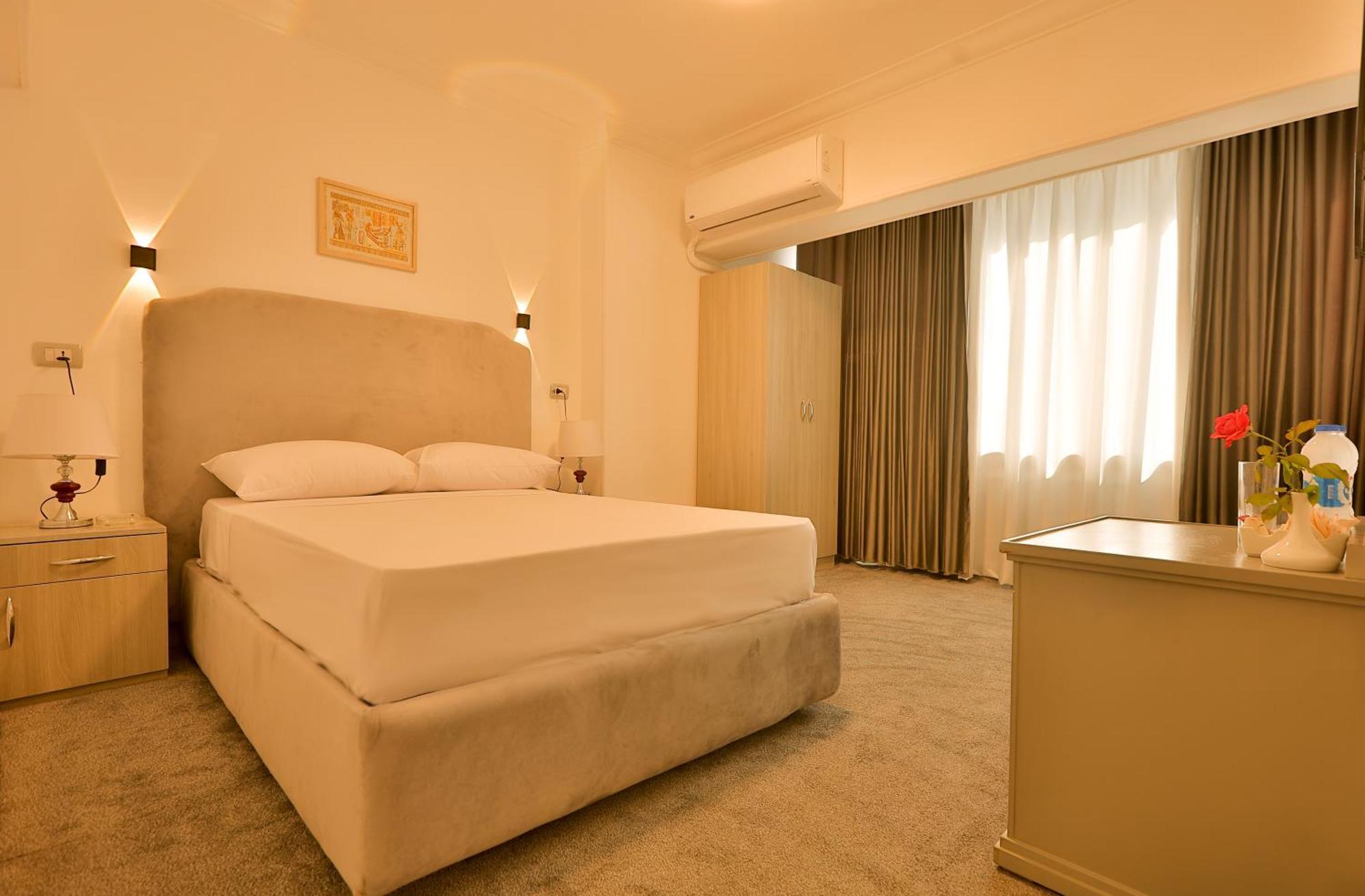 Aura Inn Hotel Cairo Giza Екстериор снимка
